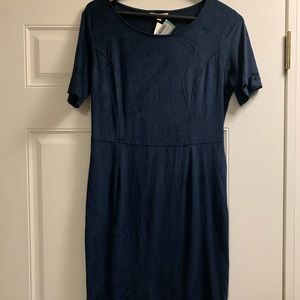 Skies are blue M navy dress
